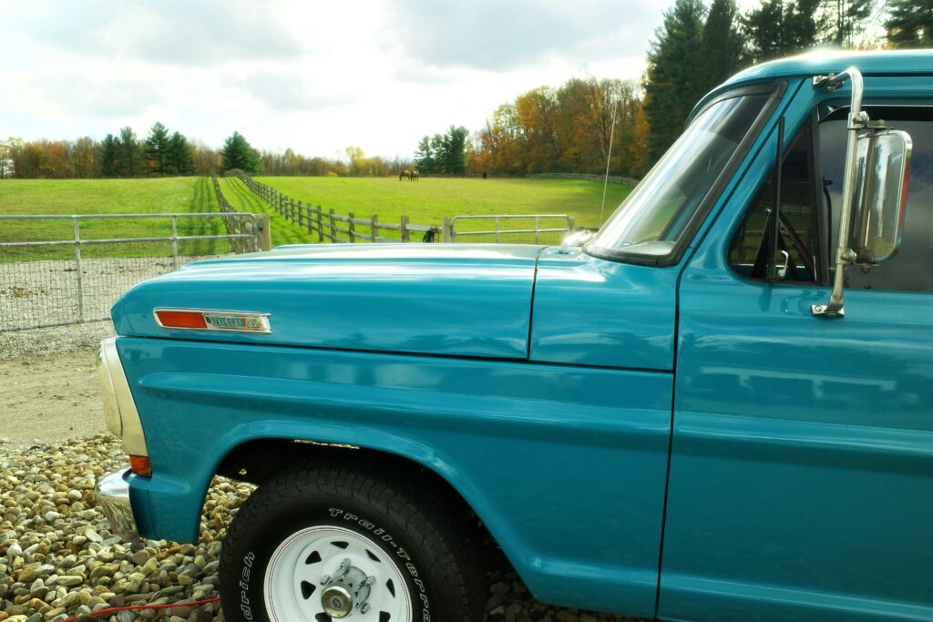 classic ford f-100